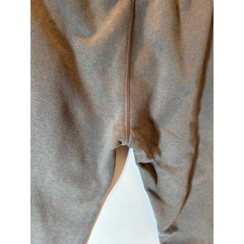 True Religion - Picture 4 of 8